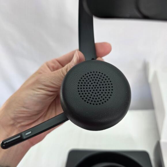 Bluetooth On Ear Black Headset Wireless Headphone Noise-Canceling- Microphone - Picture 6 of 10